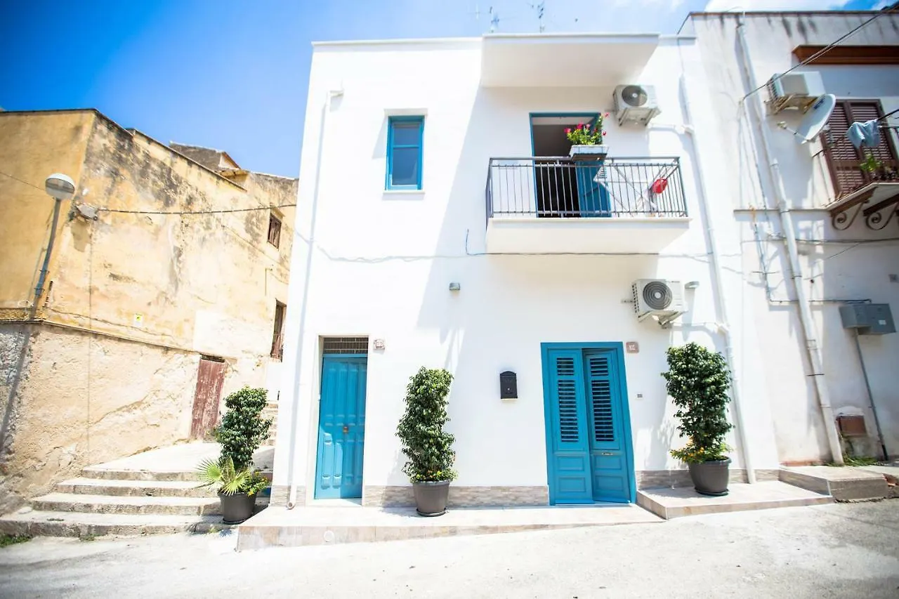 Residence Vivaldi Castellammare del Golfo 0*,